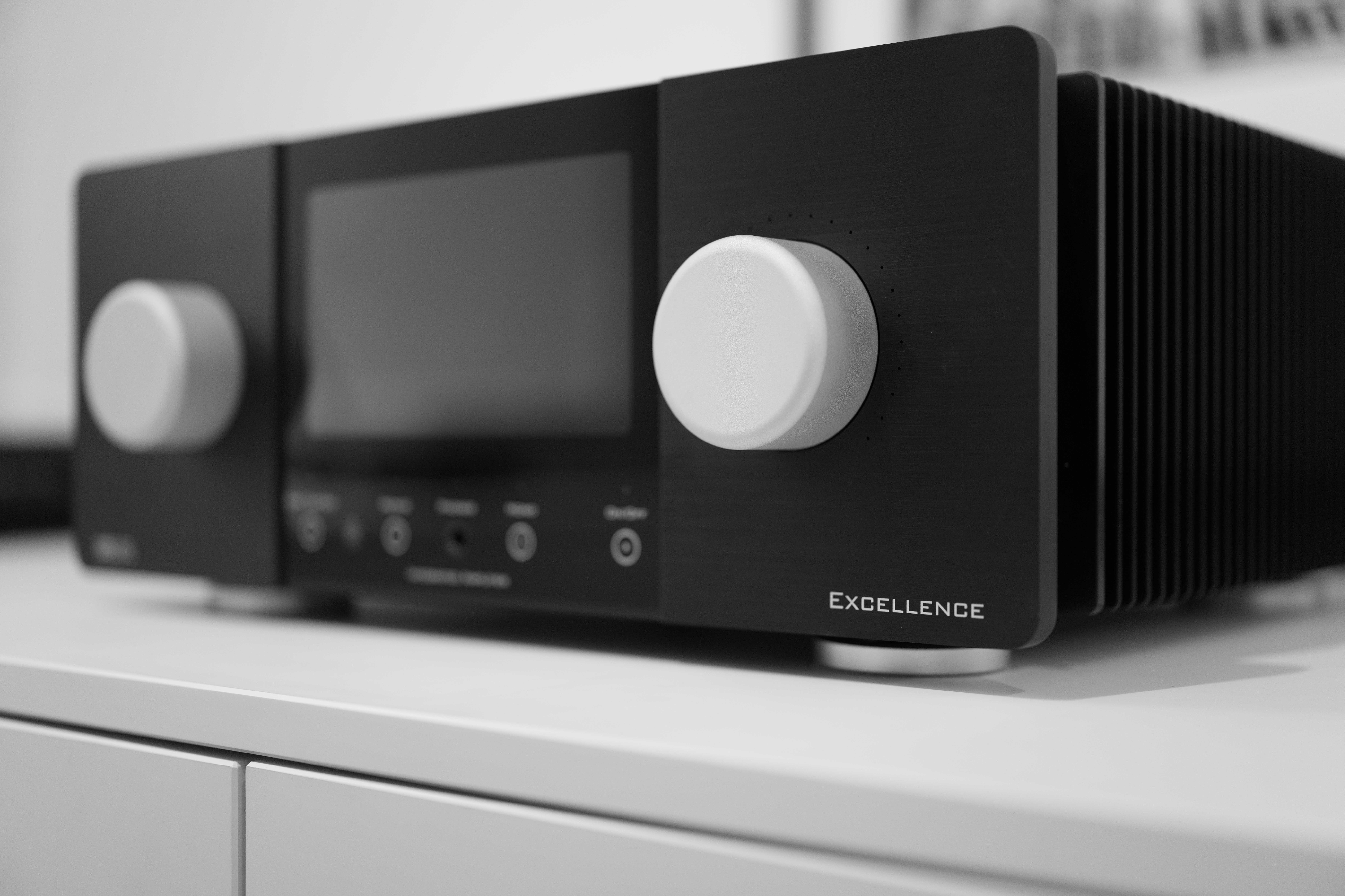 TRIGON EXCELLENCE — Vollverstärker im Test